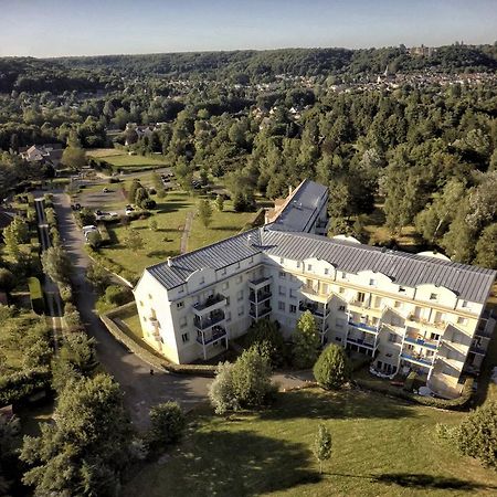 Residence Hotel Les Ducs De Chevreuse Avec Hebergement, Repas & Pdj, Seminaire, Bureau & Parking Exterior foto